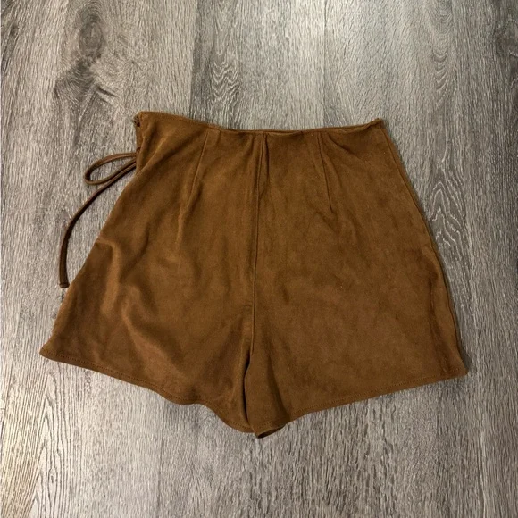 Abercrombie & Fitch Brown Vegan Suede Wrap Skort - NWT - Picture 4 of 6